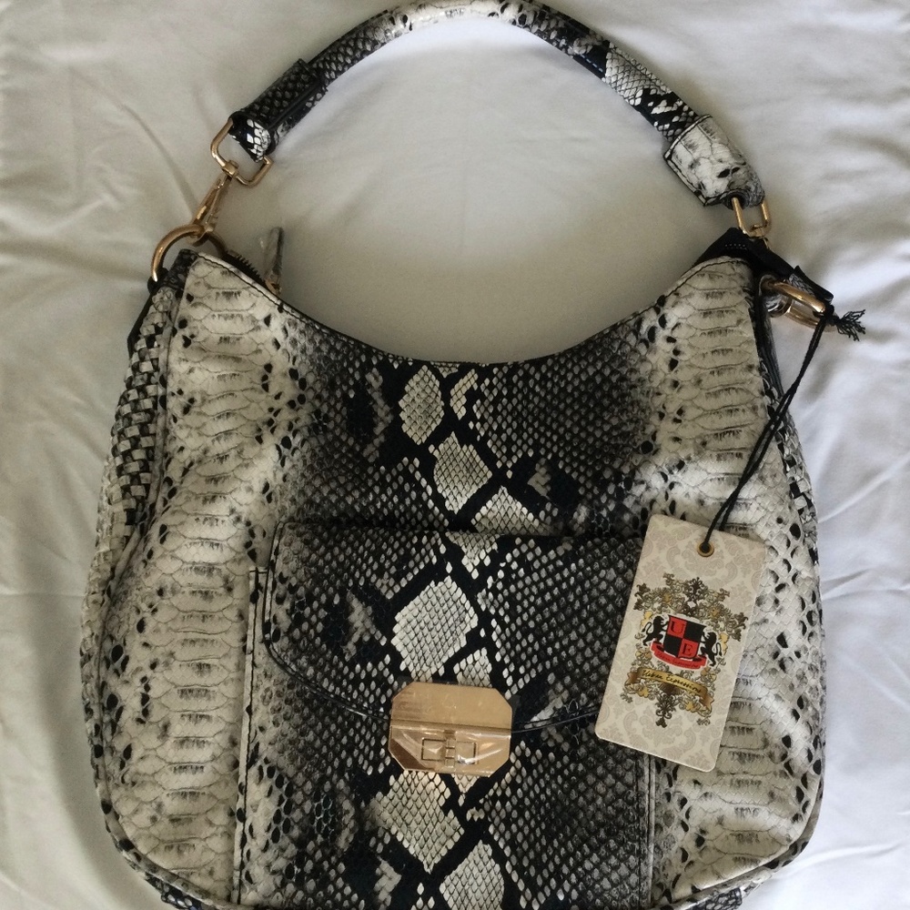 Snakeskin print cream and black shoulder bag